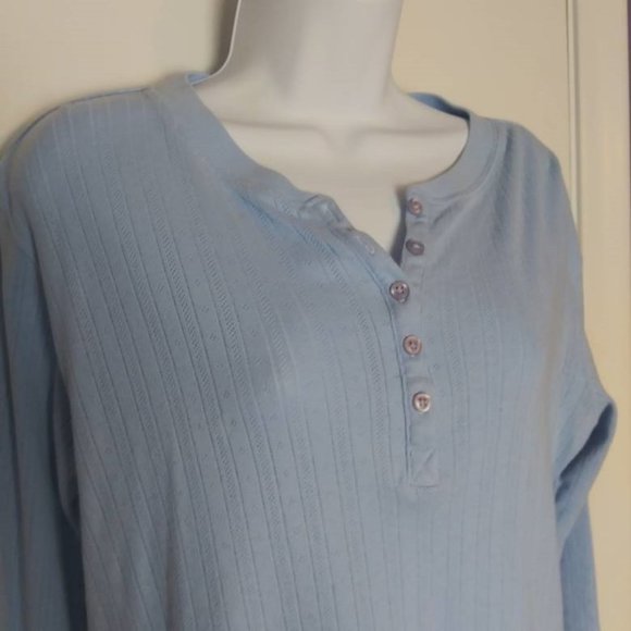 Disney Micky Mouse Top Size Medium - Picture 3 of 5